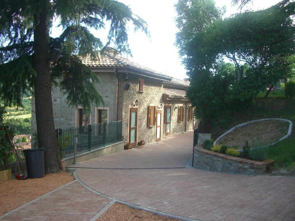 Castello Di Marano Sul Panaro - Room & Breakfast חדר תמונה